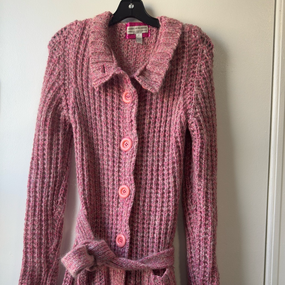 American Blueberry Unparalleled Quality and Design Pink Knit Cardigan with Belt - Picture 2 of 9